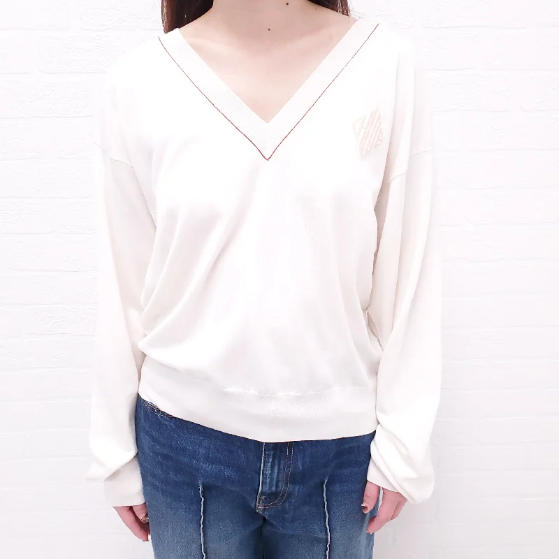 CHLOÉ CREAM V-NECK LOGO SWEATER - SIZE L