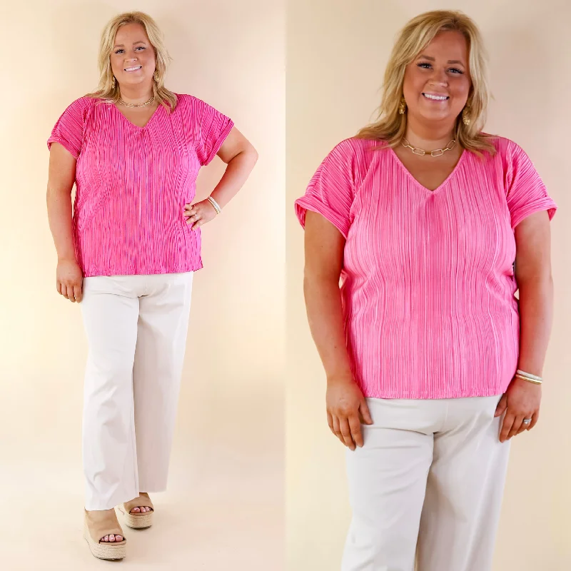 Casual Charm V Neck Plissé Top in Barbie Pink